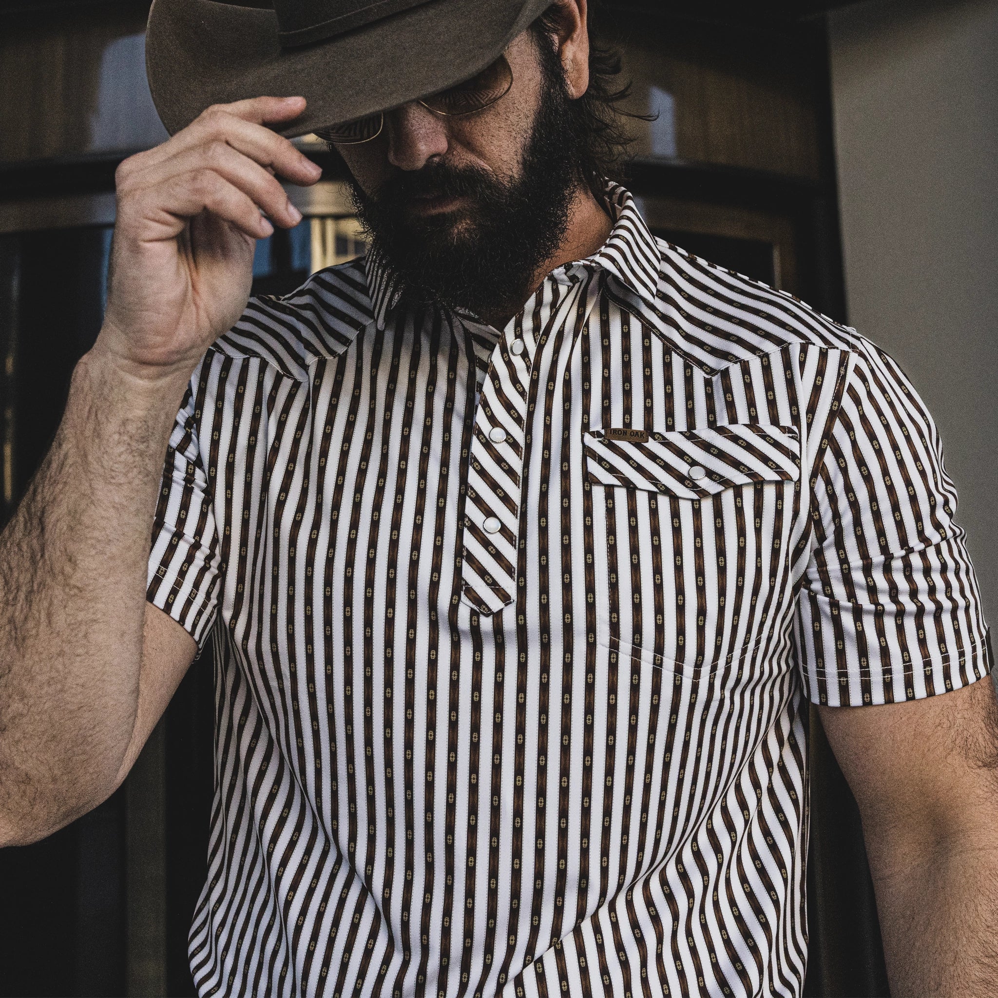 Best Pearl Snap Shirts for Men (2026 Guide) - Iron Oak Apparel Co.