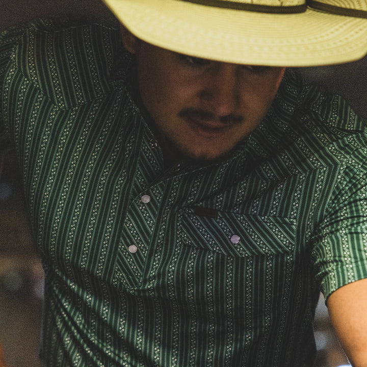 The "Stronghold" - Iron Oak Apparel Co.